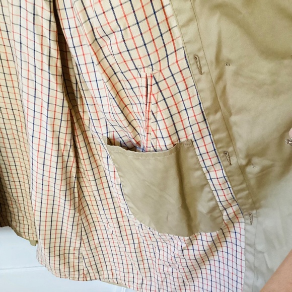 Vintage Lined Tan wool collar Trench Coat Made in Poland Size 44R pockets belted - Picture 9 of 16